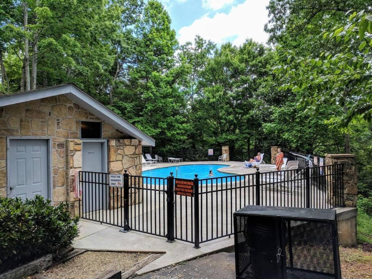 Peace, Serenity & Relaxation In The Smokies! Gatlinburg Exterior foto